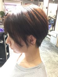点击看大图 -愉己冥想·护发专门店