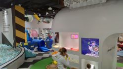 -MINI MARS KIDS CLUB亲子家庭中心(长宁天山店)