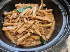 -吕氏焗小鲜•海鲜青岛菜(总店)