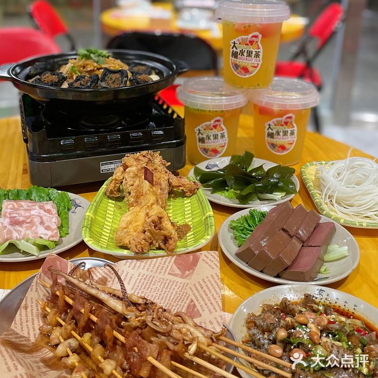 🔥难道你们没吃过臭豆腐螺蛳鸭脚煲⁉️