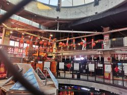-嗨翻Hi-Fun竞技主题乐园·蹦床团建生日聚会(五棵松华熙店)