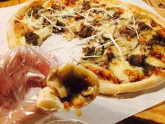 烤牛肉披萨-I HOLIC艾豪丽披萨(KKone店)