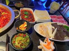-锅说大脸毛肚重庆老火锅(佐阾店)