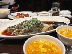 -杭州西子湖四季酒店·金沙厅