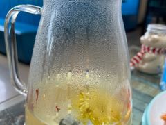 -小红鲸·海鲜餐厅(轸大路店)