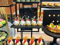 -川骄海鲜自助(王府井奥莱UP TOWN店原世界之花店)