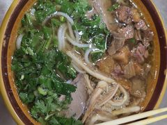 -花溪牛肉粉(八鸽岩店)
