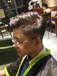 点击看大图 -MONE美发沙龙