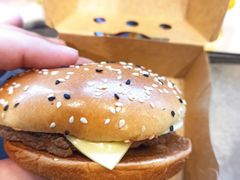 -麦当劳(展览路店)