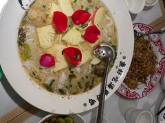 -江渔儿酸菜鱼(万科东荟城店)