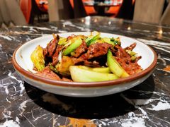 菜梗炒猪肝-菲乐餐厅(三十年经营·湖滨路店)