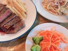 -羽深肉铺 Steak & Wine