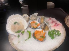 -鲜入唯煮·港式海鲜牛肉火锅(金宝街店)