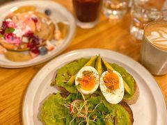 牛油果吐司-Egg•Allday Brunch(襄阳北路店)