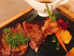 -MOMENT湖景餐厅(解放路店)