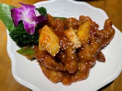 清迈菠萝咕噜肉-觅山云南菜(泊富ICITY店)