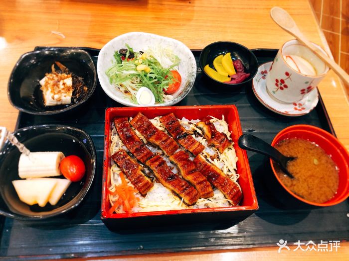 川和盛铁板烧料理(大连恒隆广场店)鳗鱼饭定食图片