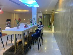 -比华利美容医院