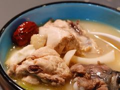 鲍鱼土鸡甲鱼煲-金龙·打边炉(南京西路店)