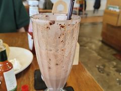 -ROAST coffee & eatery