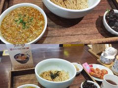 蟹粉黄金捞面-蟹上黄·蟹黄面·江南糖水(人民广场店)