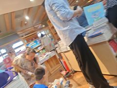 -新华书店(泉城路店)