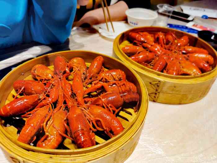 靓靓蒸虾(沙湖旗舰店)-"口味和服务,环境都不错,唯一点缺憾少给颗.