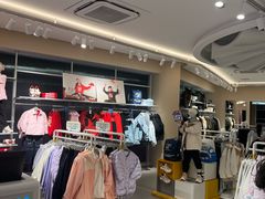 -SKECHERS 斯凯奇(上海国际时尚中心店)