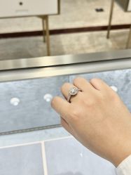 -Zbird钻石小鸟·钻戒婚戒定制高端珠宝私人定制中心