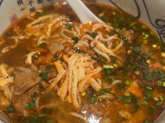 -陇上秦轩西安biangbiang面(朝龙汇店)