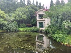 -上海怡沁园度假酒店