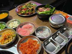 -香猪坊韩国烤肉专属门店(魏公村店)
