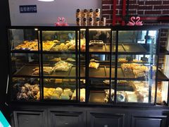 面包甜点陈列柜-美事客·面包·蛋糕·甜品(CBD店)