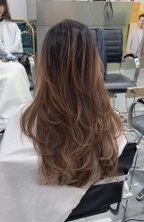 -茶发Salon·烫发染发理发