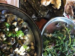 -御霞苑泥烩鸡休闲农庄