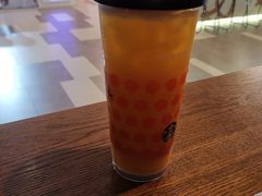 -星巴克(上海虹桥新天地二店)