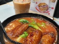 番茄浓汤鸡翅猪扒通粉-华嫂冰室(尖沙咀店)