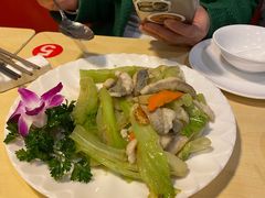 酥炸凤尾鱼-新绿茵阁茶餐厅(皇朝东南亚花园分店)