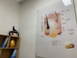 -岳灵生发养发馆