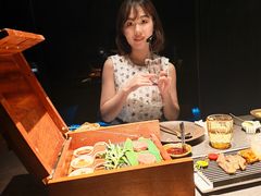 -蟹犇前•帝王蟹雪蟹(陆家嘴店)