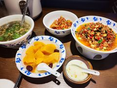 -八碗湘长沙市井菜(坡子街店)