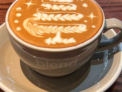 热拿铁-blend咖啡部落(卓悦中心店)