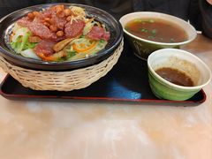 -卓雅桂林米粉