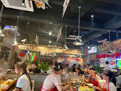 -萍姐火锅·公路夜市(武汉首店)