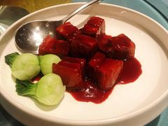 陈年普洱红烧肉-浦江二号·独栋江景餐厅(滨江大道店)