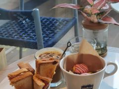 -LAVAZZA拉瓦萨咖啡(中航城君尚购物中心店)