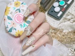 -情同手足美甲美睫