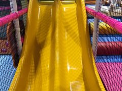 -蒙特利亲子乐园