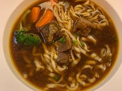金牌面-康师傅私房牛肉面(申虹店)