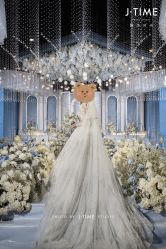 -拉瑞娜LaReine婚纱礼服高级定制